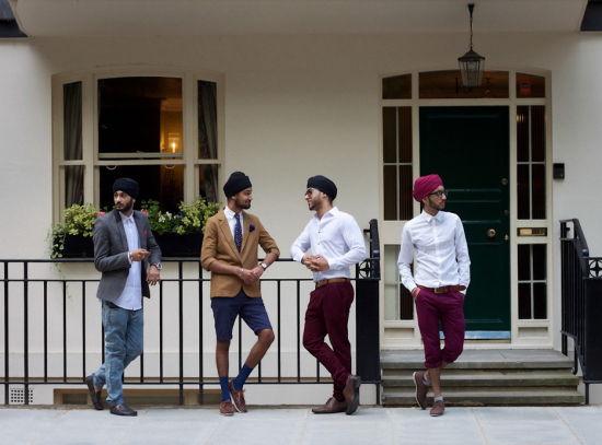 巴哈拉将自己、朋友、路人戴锡克教头巾的街拍放到时装博客 Singh Street Style 上