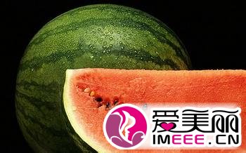 饮食健康：体质偏寒女性暴食西瓜或闭经？