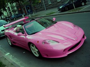粉色跑车 你喜欢那一款