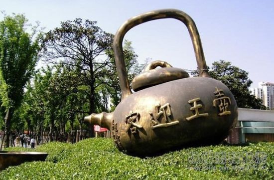 点击图片进入下一页