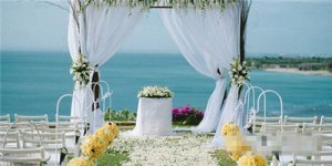 海滩婚礼如何策
