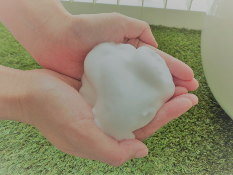 对抗夏日肌肤问题，日本超人气碳酸洗面奶